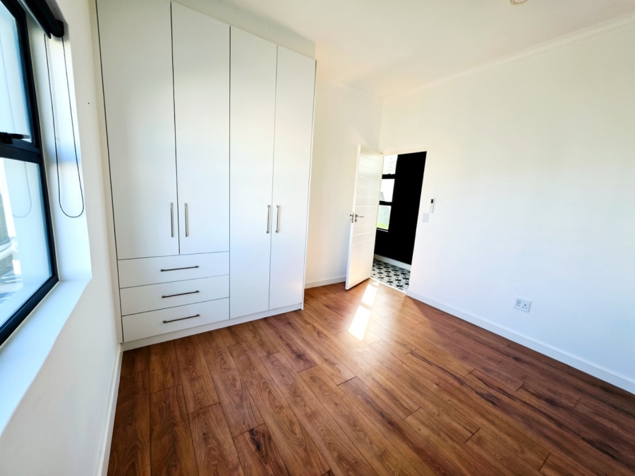 To Let 3 Bedroom Property for Rent in Sandown Western Cape